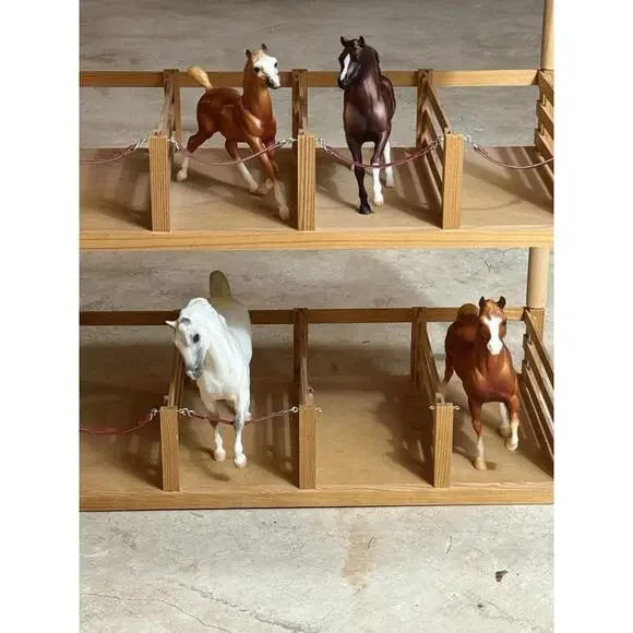 Vintage 1990s Wooden Deluxe 3-Tier Breyer Stable Barn Structure with 9 Stalls - Picture 6 of 12